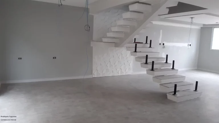 Imagem CASA RESIDENCIAL em POÇOS DE CALDAS - MG, RESIDENCIAL MORUMBÍ