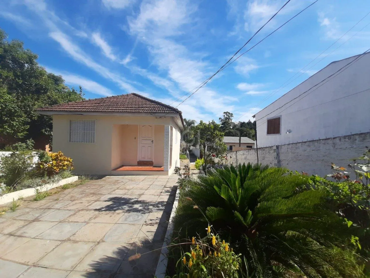 Imagem Casa para Venda - 495m², 2 dormitórios, sendo 1 suites, 4 vagas - Belém Velho, Porto Alegre