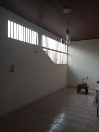 Imagem Casa com 3 Quartos à Venda, 1 m² em Angelim - São Luís