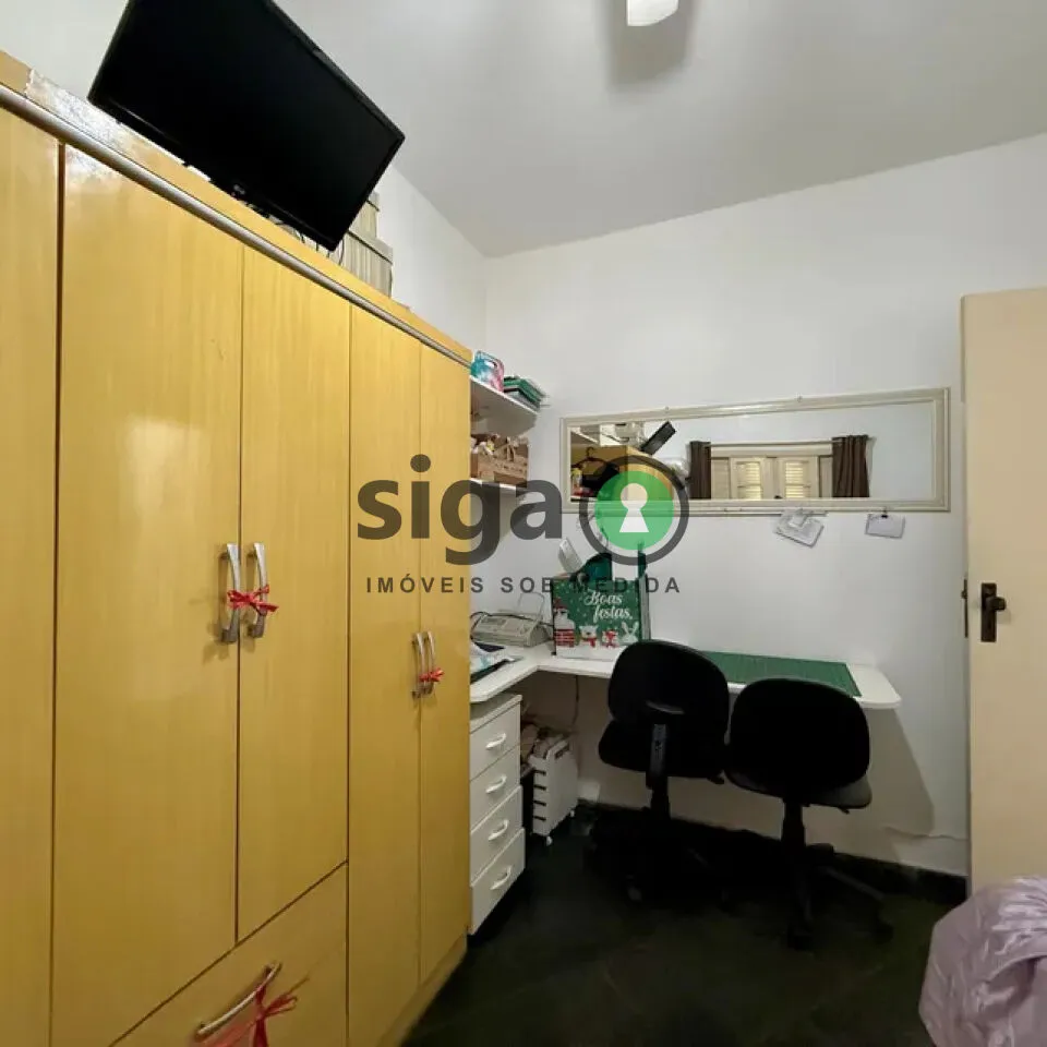 Imagem Casa com Quintal Próxima à Estação Granja Julieta e Shopping Morumbi.