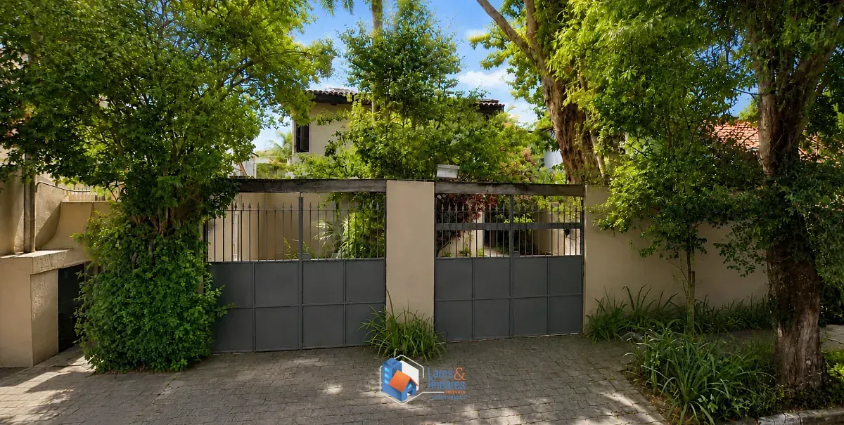Foto do imóvel Casa para venda em Butantã com 4 quartos, sendo 1 suíte, 299m² em Rua Engenheiro Teixeira Soares