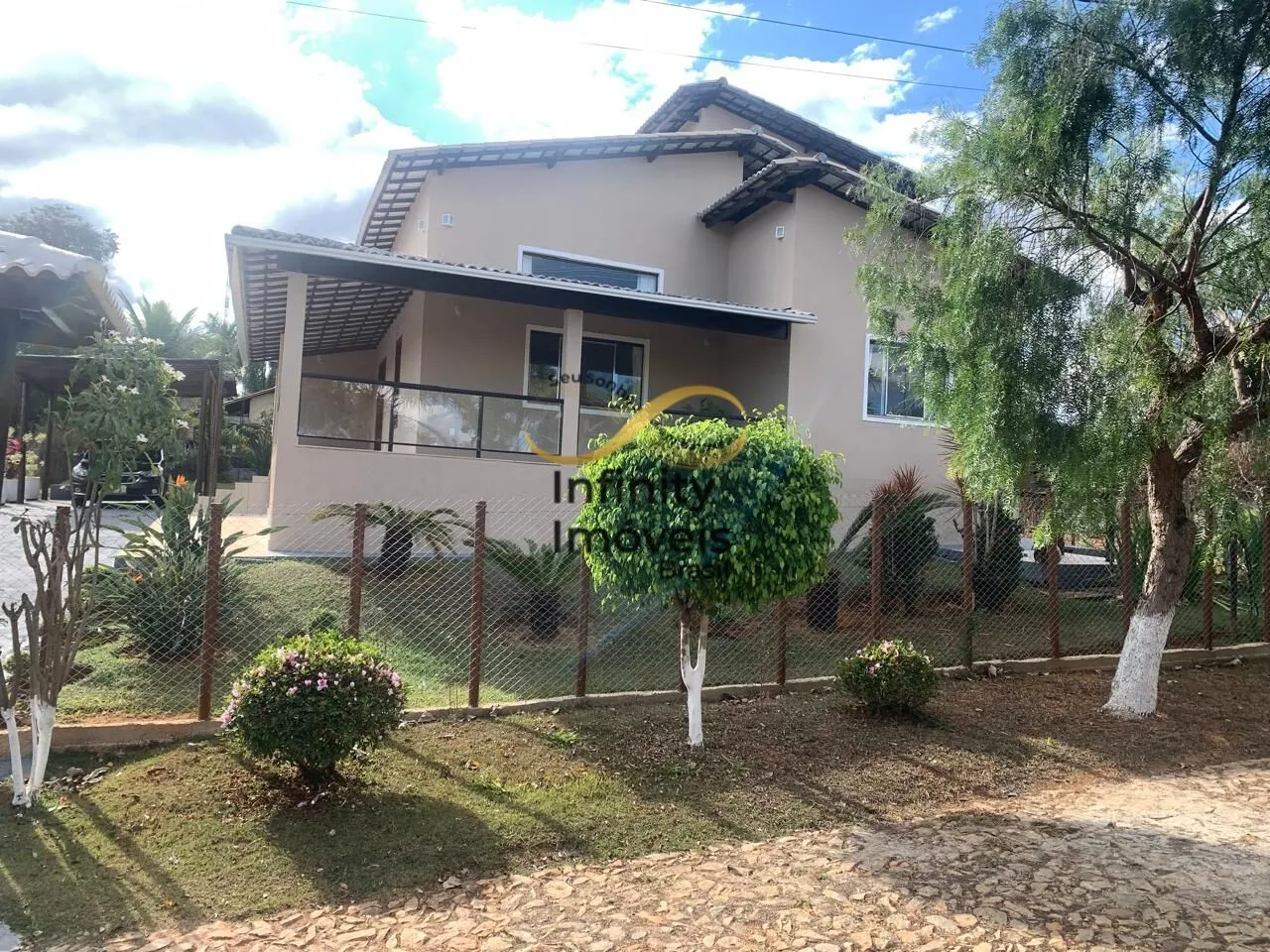 Foto do imóvel Casa em Condomínio em Centro, Jaboticatubas/MG