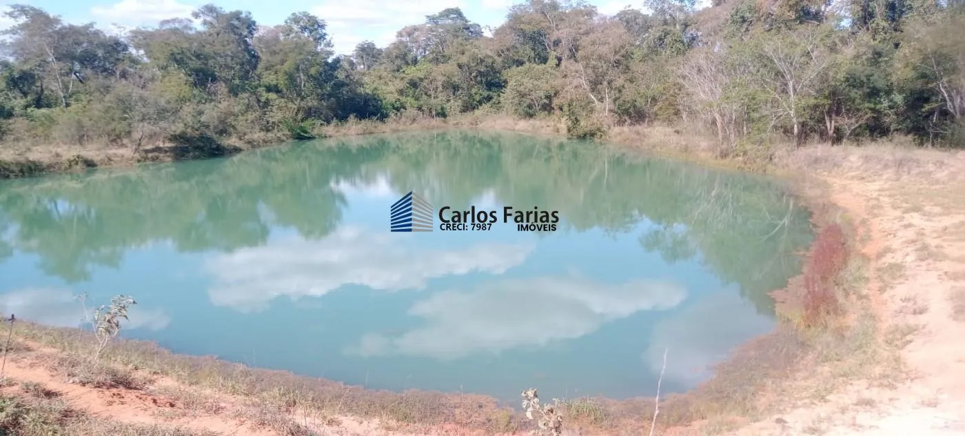 Imagem Chácara para Venda em Cidade Ocidental, Área Rural de Cidade Ocidental, 3 dormitórios, 1 banheiro, 2 vagas