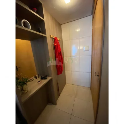 Imagem RBR Vende - Excelente apartamento semi-mobiliado, com 2 dormitórios.