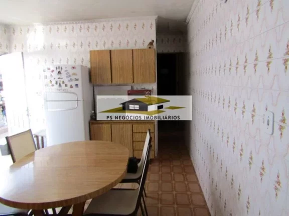 Imagem Casa Térrea com 104mts, na Vila Ivone