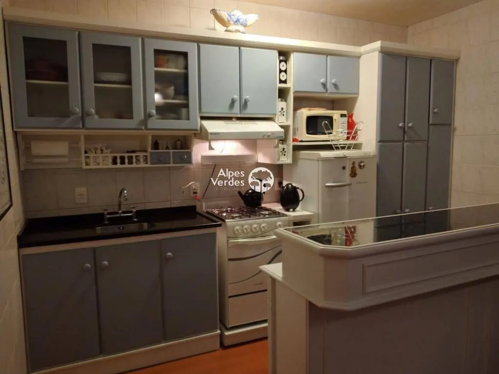 Imagem Vende-se Apartamento em condomínio de Gramado RS, com 2 quartos