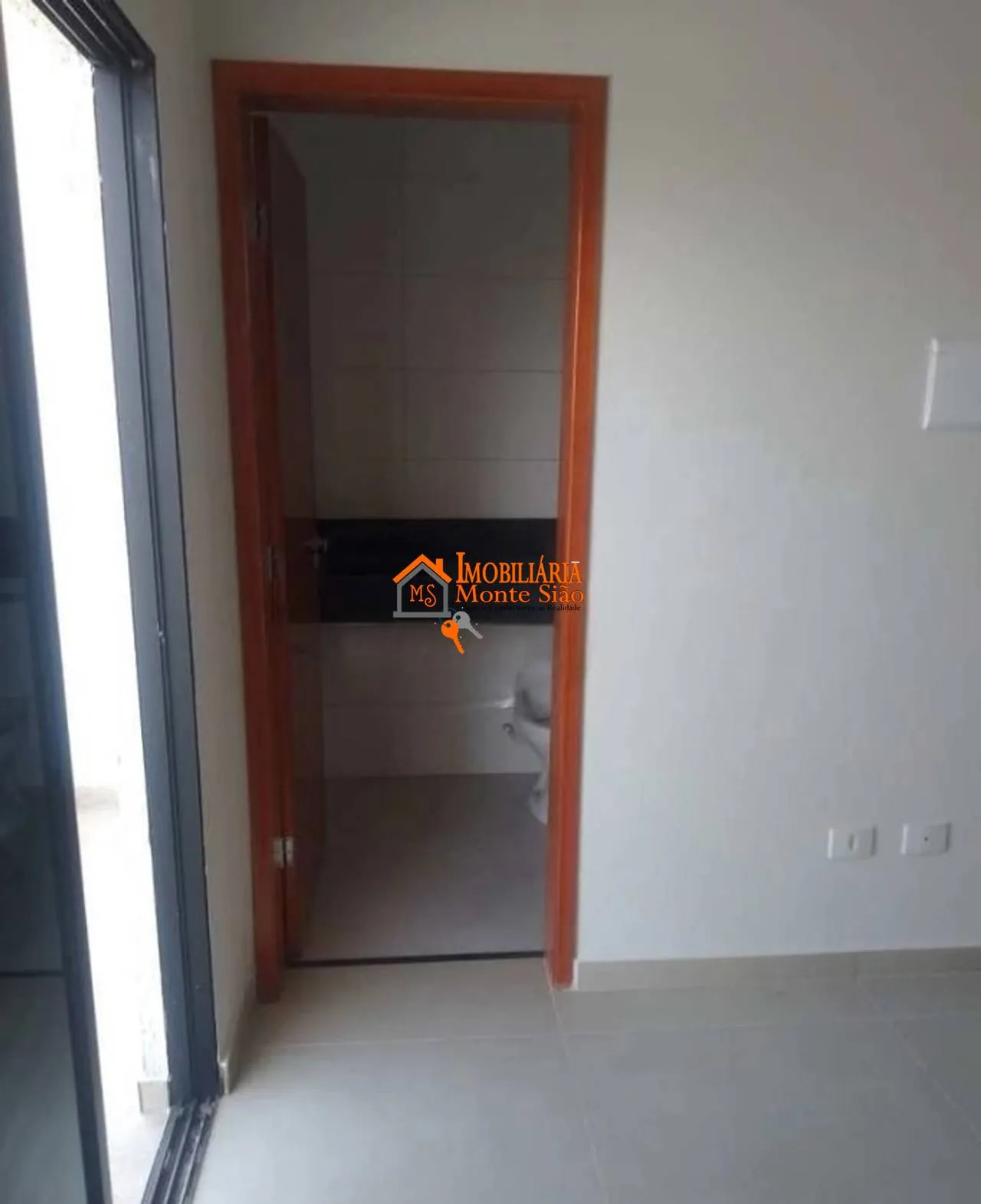 Imagem Sobrado com 3 dormitórios à venda, 92 m² por R$ 780.000 - Parque Flamengo - Guarulhos/SP
