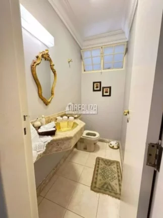Imagem Casa com 3 suítes e varanda gourmet no bairro Santa Maria em Uberaba