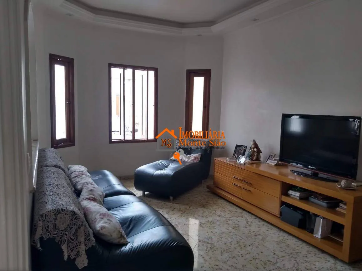 Imagem Sobrado com 3 dormitórios à venda, 305 m² por R$ 1.700.000,00 - Jardim Santa Clara - Guarulhos/SP