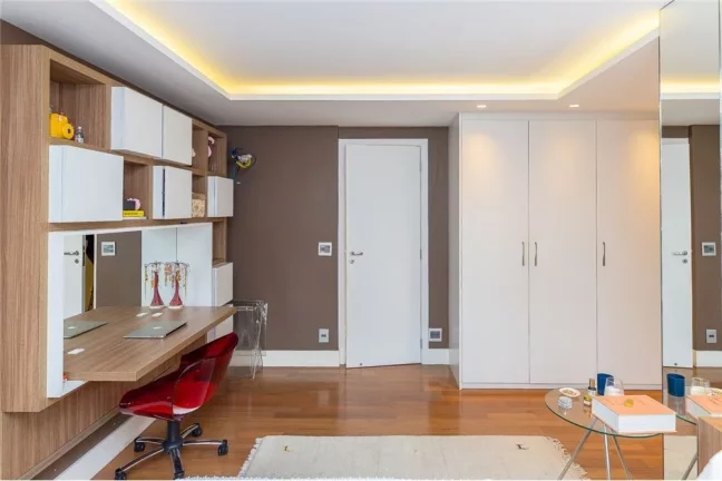 Imagem Apartamento Alto Padrão à Venda Em Moema Pássaros Com 4 Suítes e 4 Vagas