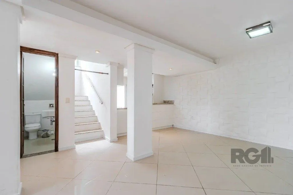 Imagem Casa com 3 dormitórios no bairro Jardim Isabel