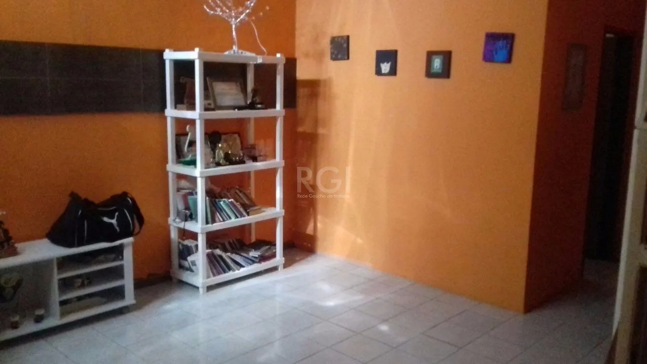 Imagem Predio para Venda - 340m², 2 dormitórios, sendo 1 suites, Partenon