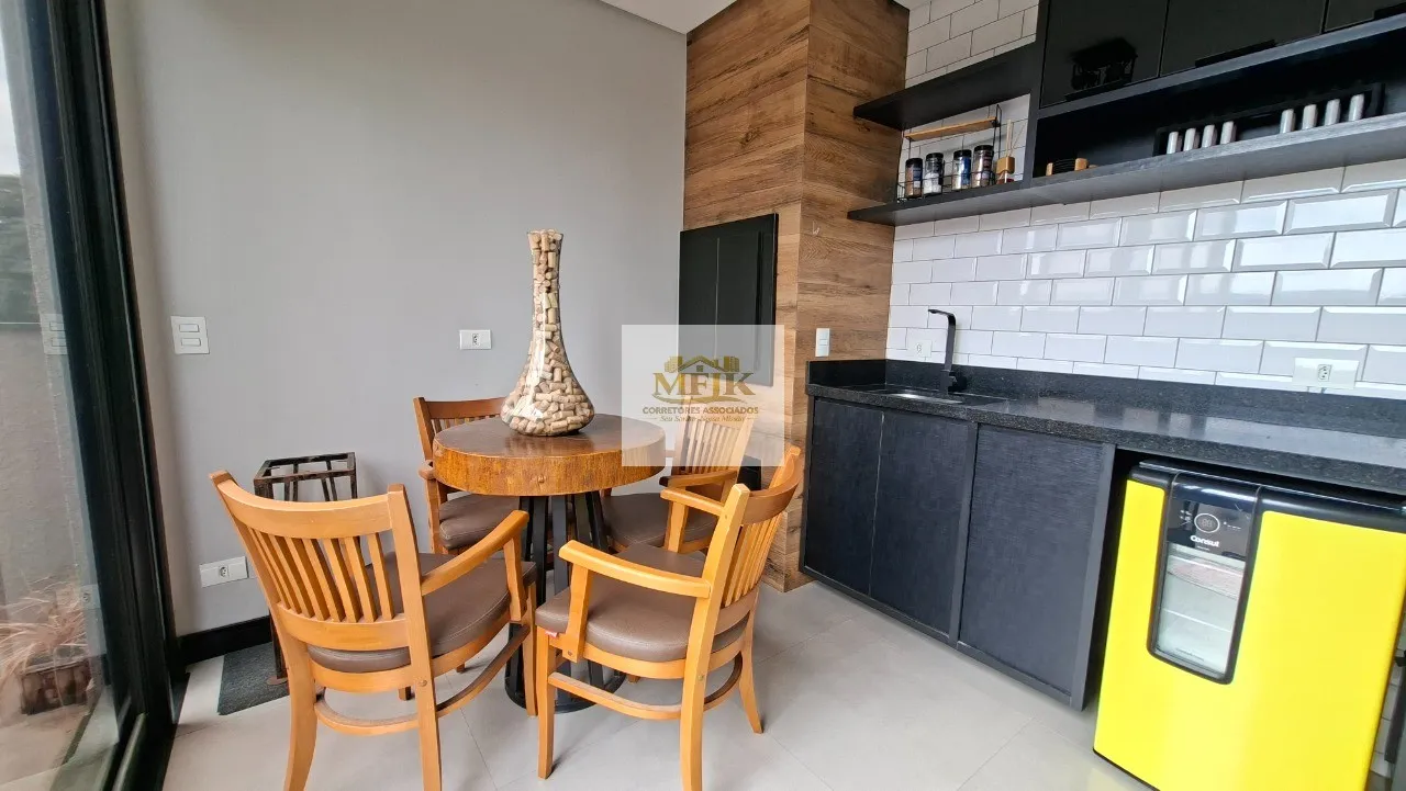 Imagem Triplex com 3 quartos à venda no Uberaba em Curitiba