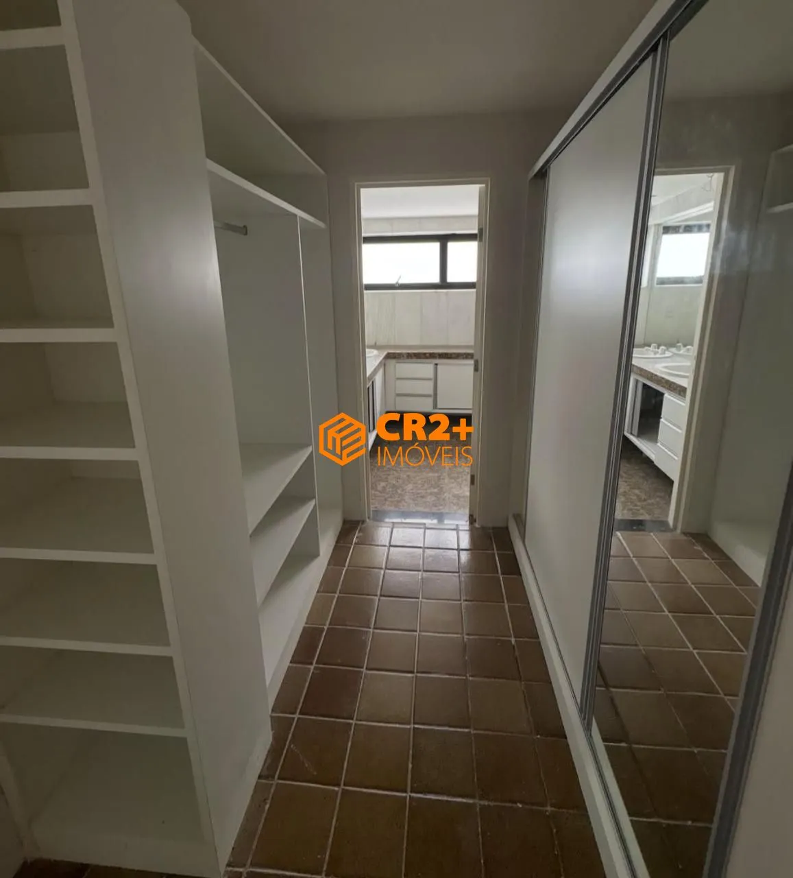 Imagem APARTAMENTO A VENDA - 4 SUITES - 405M - VARANDA- 4 GARAGENS