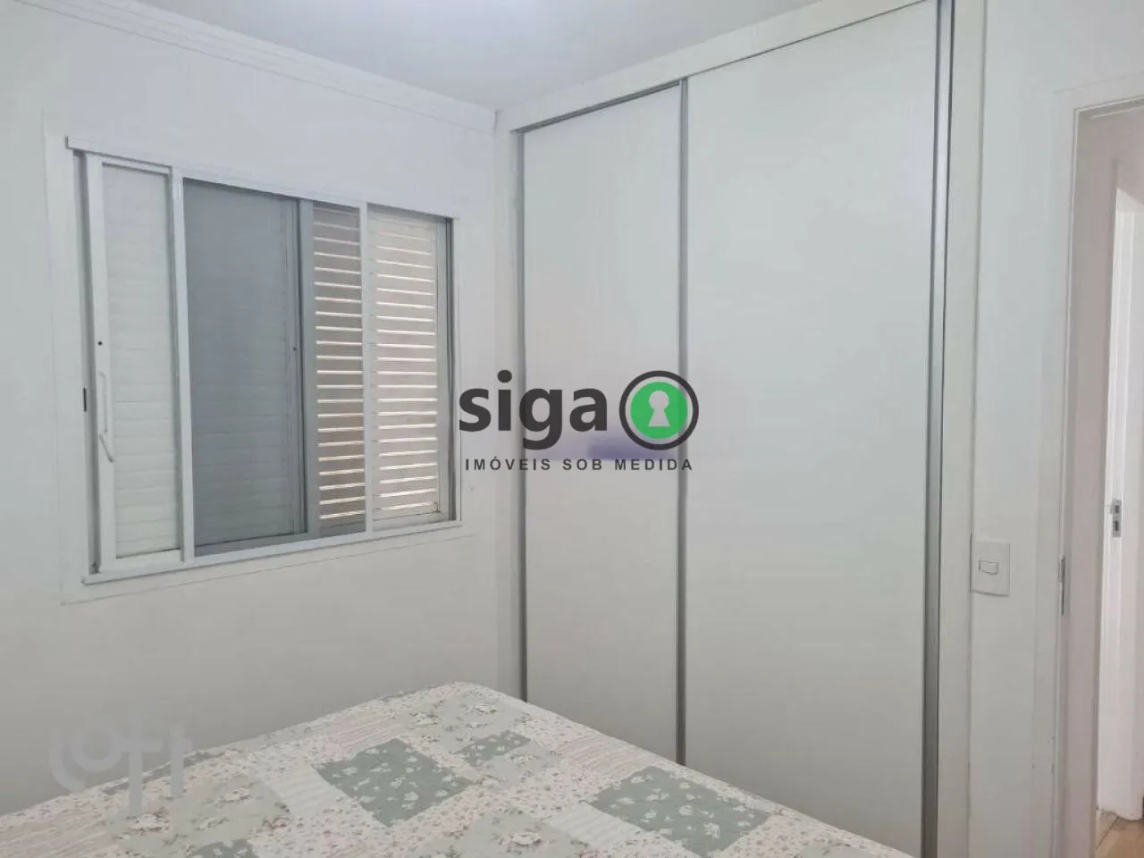 Imagem apto à Venda na Vila Madalena, com ², 1 quarto e 1 vaga, SEMI MOBILIADO