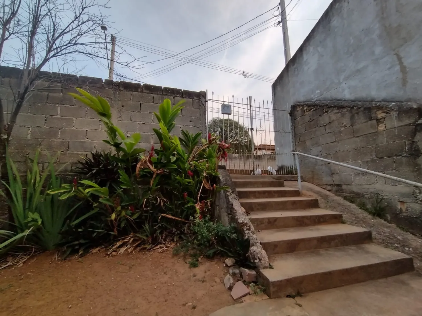 Imagem Casa à venda 2 Quartos, 250M², Alto São Pedro, Taubaté - SP