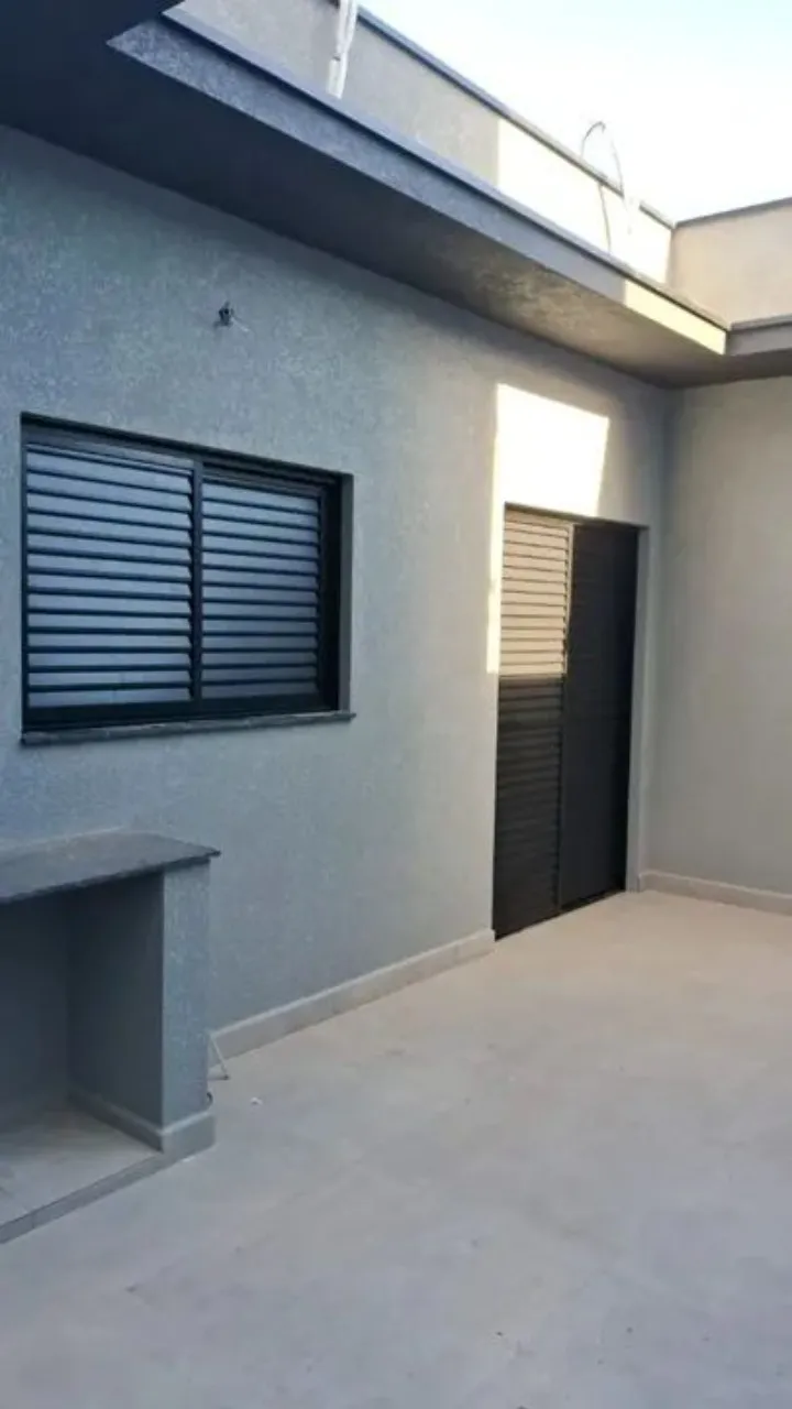 Imagem Imperdível! Casa em condomínio à venda em Sorocaba-SP, bairro Wanel Ville, 3 quartos, 3 suítes, 1 sala, 4 banheiros, 2 vagas, 132m².