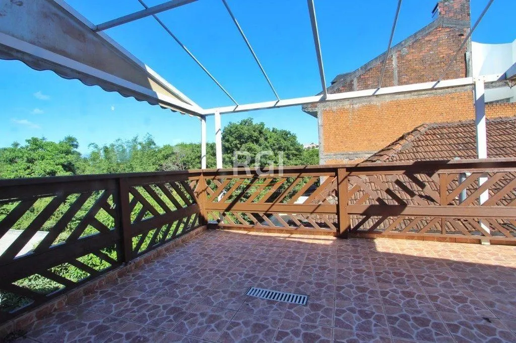 Imagem Casa para Venda - 185.29m², 4 dormitórios, sendo 2 suites, Teresópolis