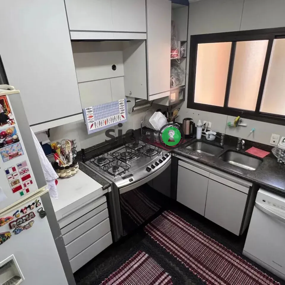 Imagem Apartamento à venda com 240m², 3 quartos e 3 vagas na Vila Mariana