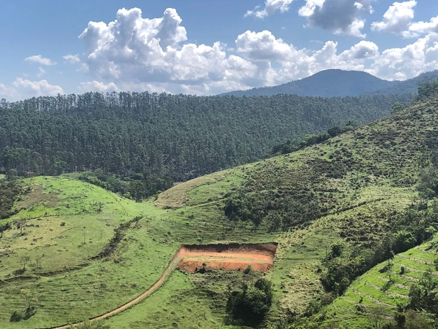 Imagem Sítio com 9 Alqueires em Ribeirão Grande com Abundância de Água