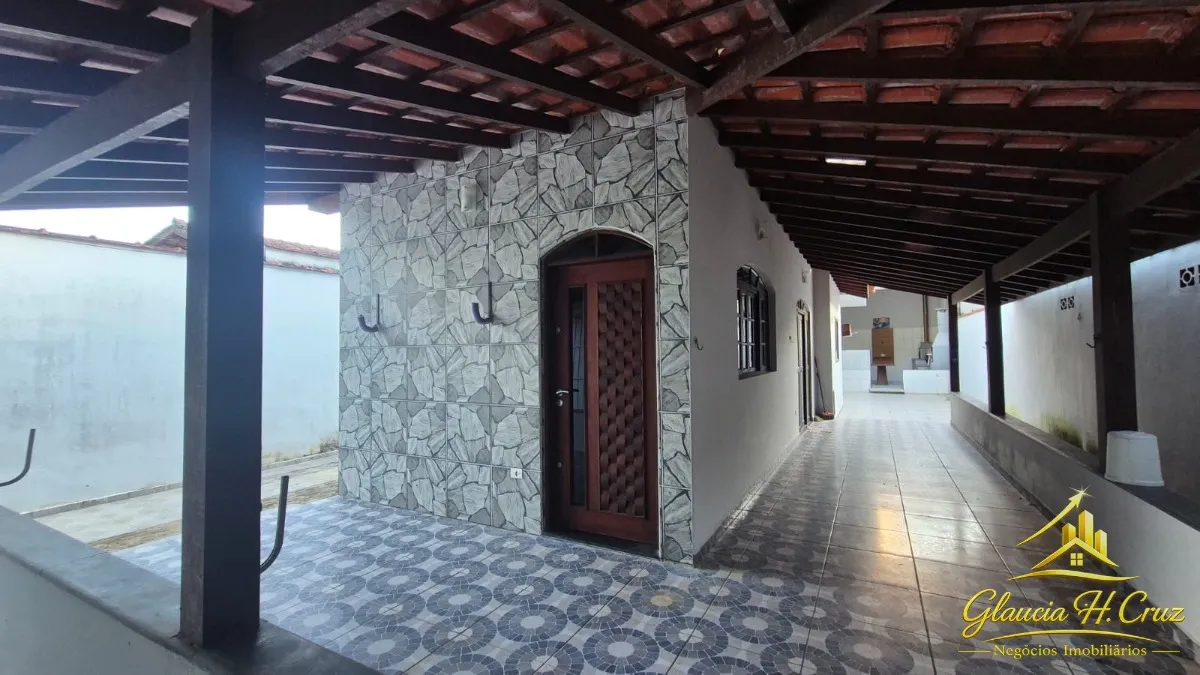 Foto do imóvel Seu Novo Lar no Balneário Forest! Casa à Venda a Poucos Minutos da Praia e do Centro