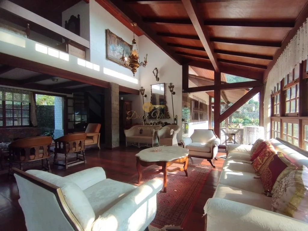 Imagem Casa para Venda em Teresópolis / RJ no bairro Parque do Ingá