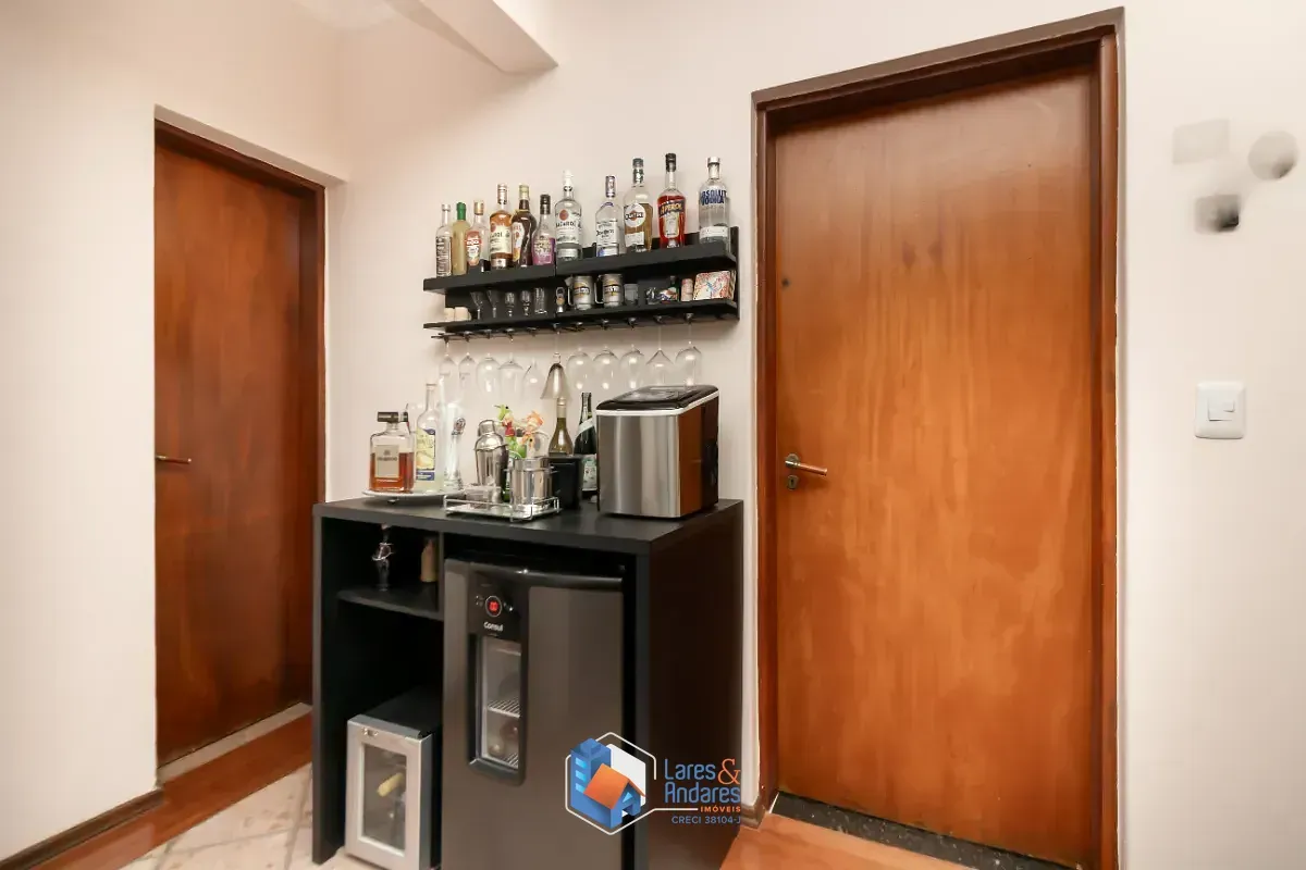 Imagem Sobrado para venda em Jardim Virginia Bianca com 3 quartos, sendo 1 suíte, 223m²