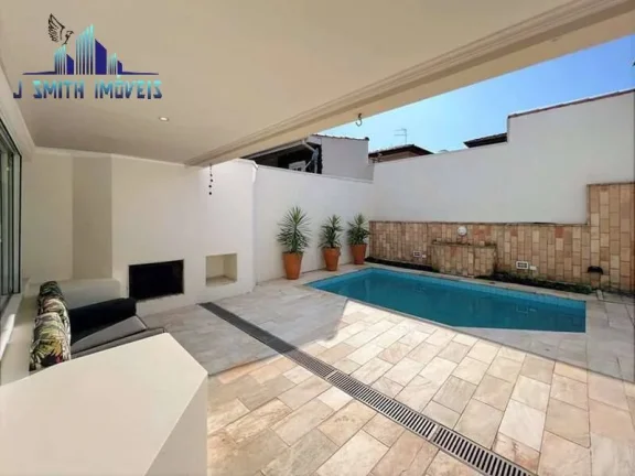 Imagem Casa 4 dorm/2sts, repleta de armários, piscina, gourmet, clube completo!