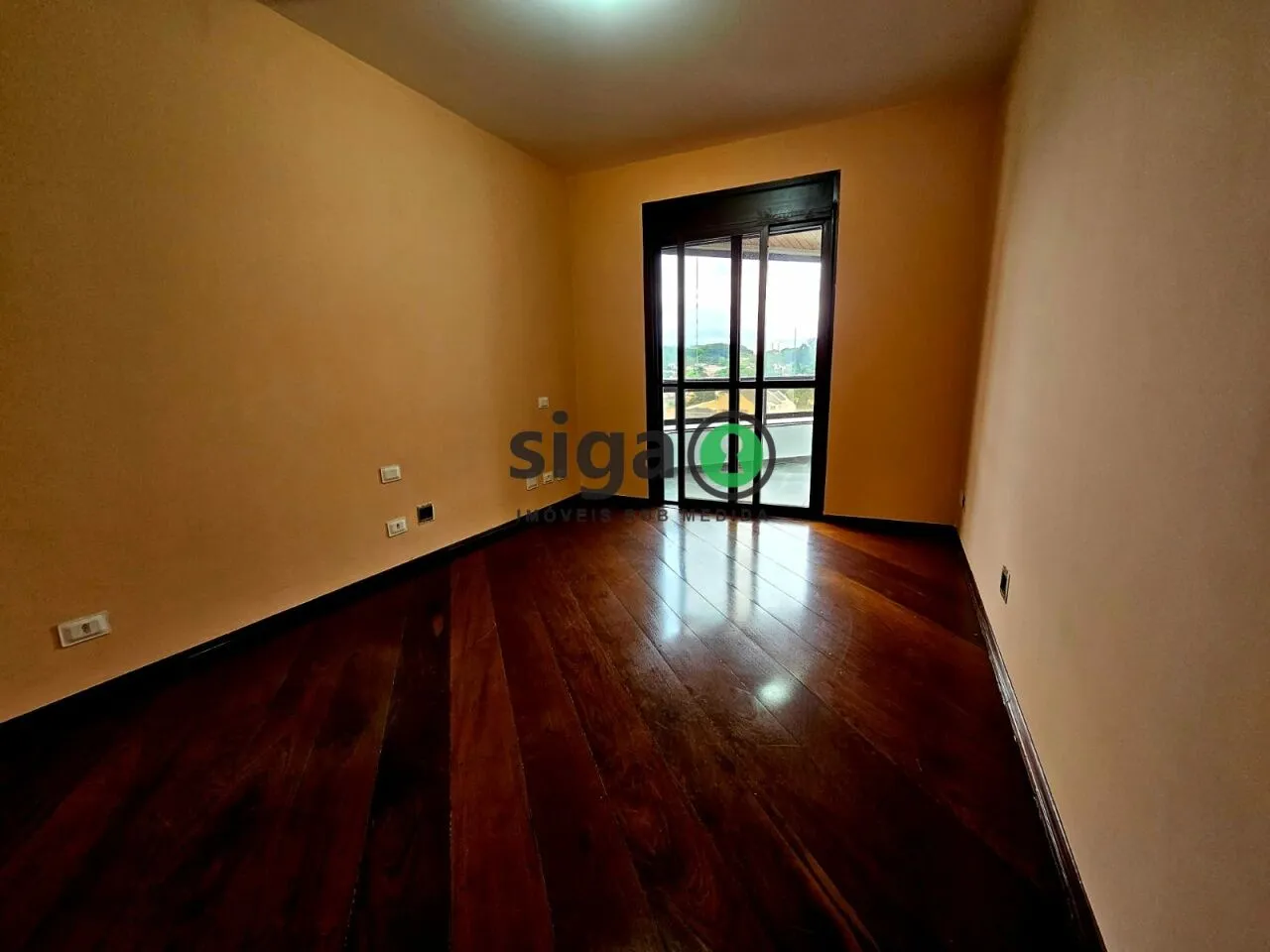 Imagem Duplex Exclusivo com 410 m², 5 Quartos, Piscina Privativa e 4 Vagas!