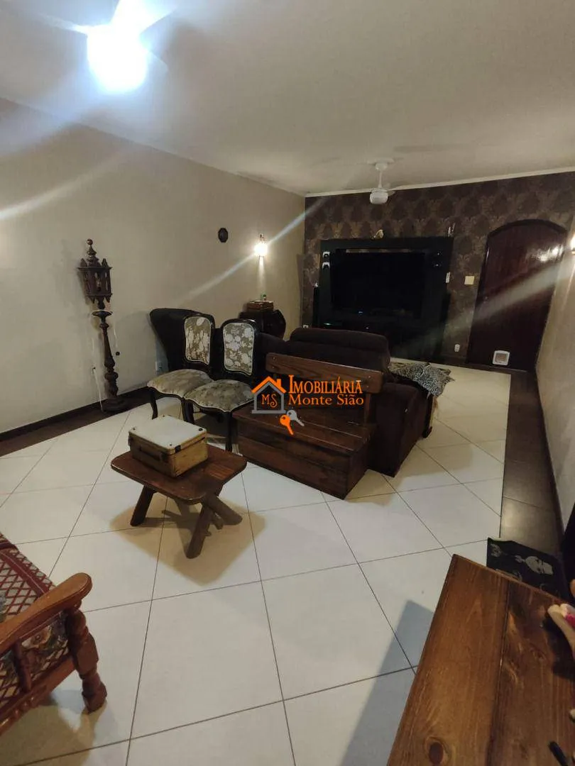 Imagem Sobrado com 3 dormitórios à venda por R$ 831.000,00 - Bom Clima - Guarulhos/SP