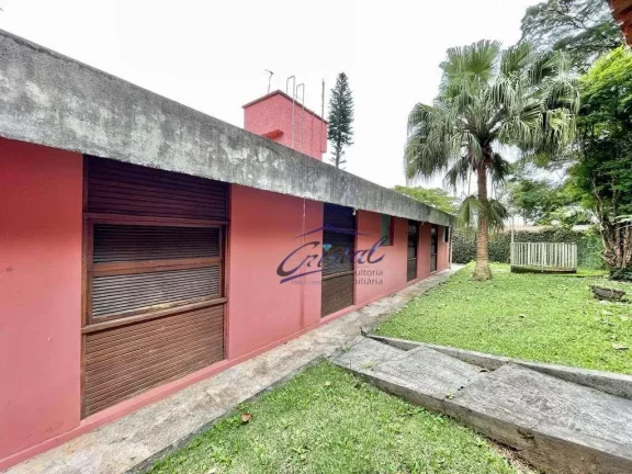 Imagem Casa com 4 dormitórios (1 suíte), lareira, piscina e churrasqueira! à venda, 409 m² - Chácara São João - GRANJA VIANA - Carapicuíba/SP