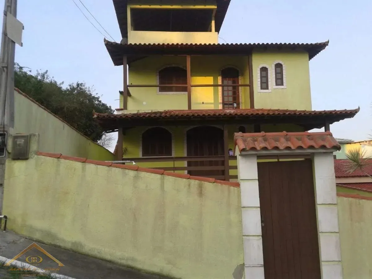 Imagem Casa em Condomínio para Venda em Cabo Frio / RJ no bairro Dunas do Peró