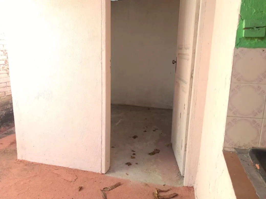 Imagem Casa à venda 2 Quartos, 1 Vaga, 357.58M², Jardim Rosely, Pindamonhangaba - SP