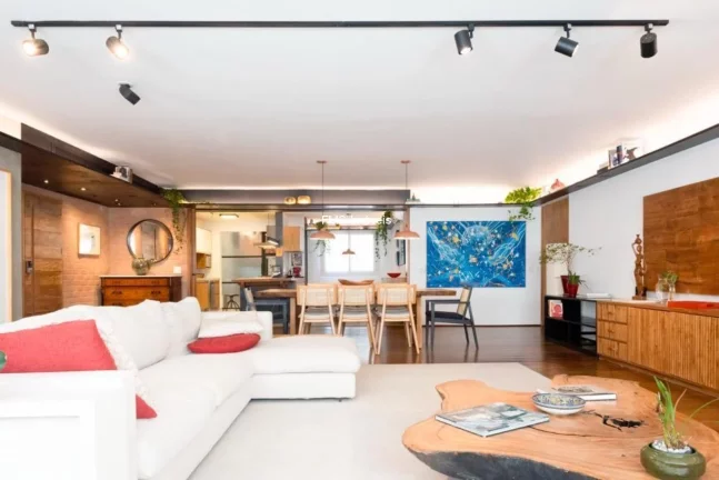 Imagem Apartamento para locação no Itaim Bibi, com 4 quartos sendo 2 suítes, 4 banheiros, 2 vagas.