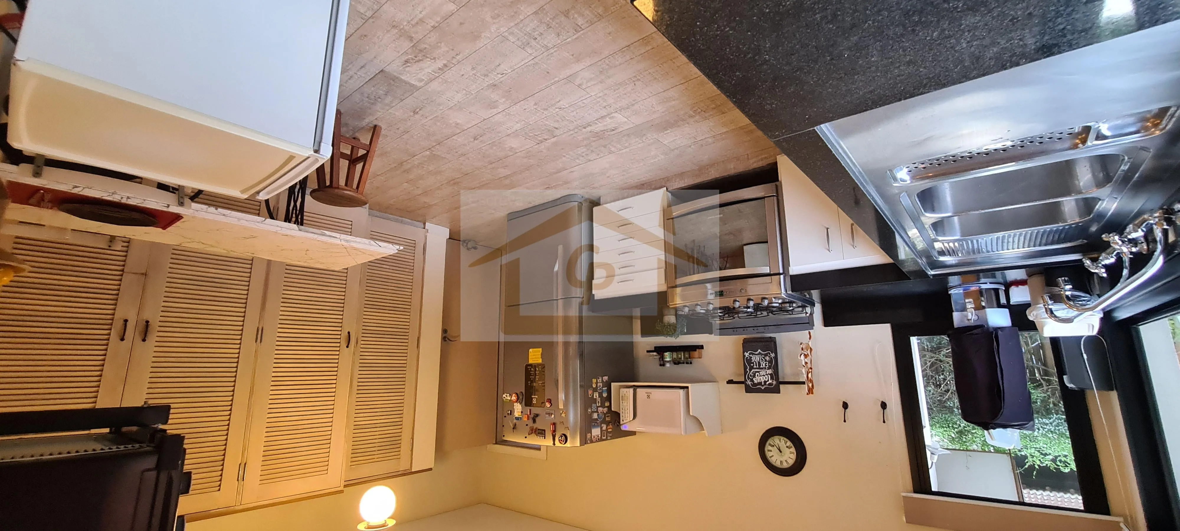 Imagem Casa Alto Padrão em condomínio fechado, 3 quartos sendo 2 suítes, 3 vagas cobertas