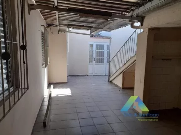 Imagem Excelente casa com 160 metros, 3 dormitórios, 2 vagas quintal com ótima localização e valor !