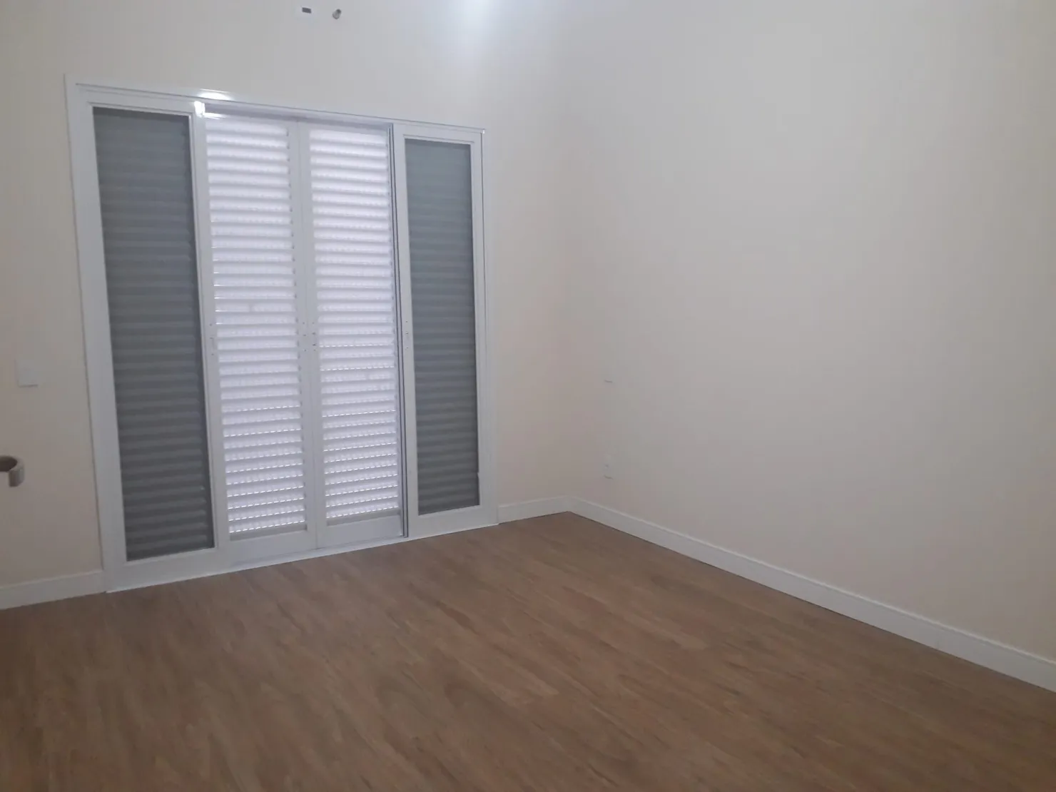 Imagem Casa à venda 3 Quartos, 1 Suite, 4 Vagas, 373.13M², Parque São Luís, Taubaté - SP | Residencial Jatobá