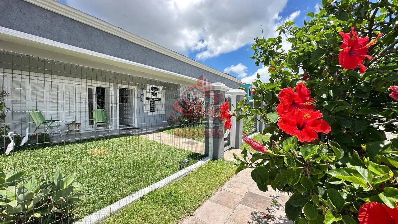 Imagem C33| Casa com piscina próxima do mar à venda em Imbé RS