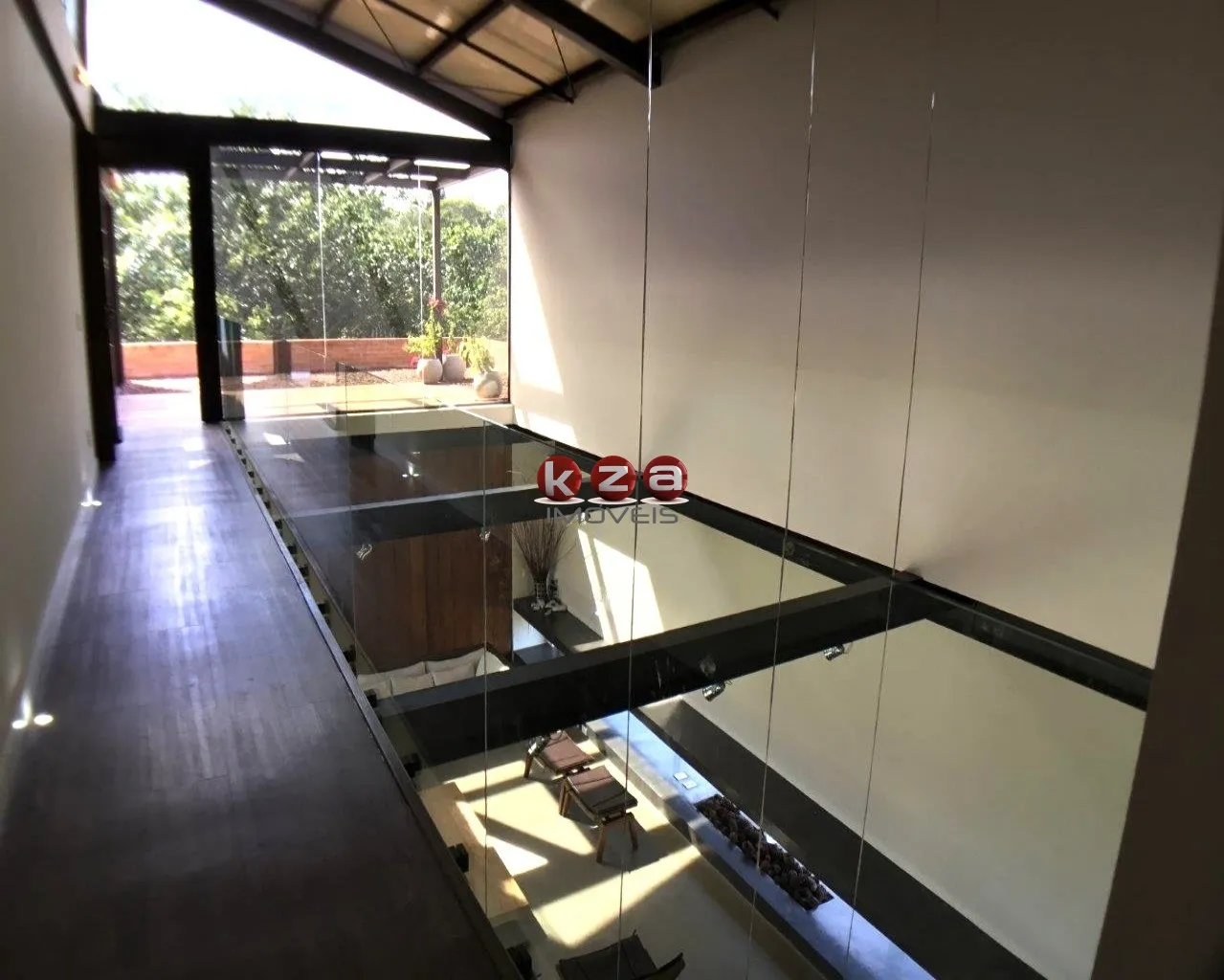 Imagem Casa de Luxo à Venda em Valinhos-SP, Condomínio Villa Lombarda: 6 Quartos, 5 Suítes, 3 Salas, 7 Banheiros, 504m² - Imperdível!
