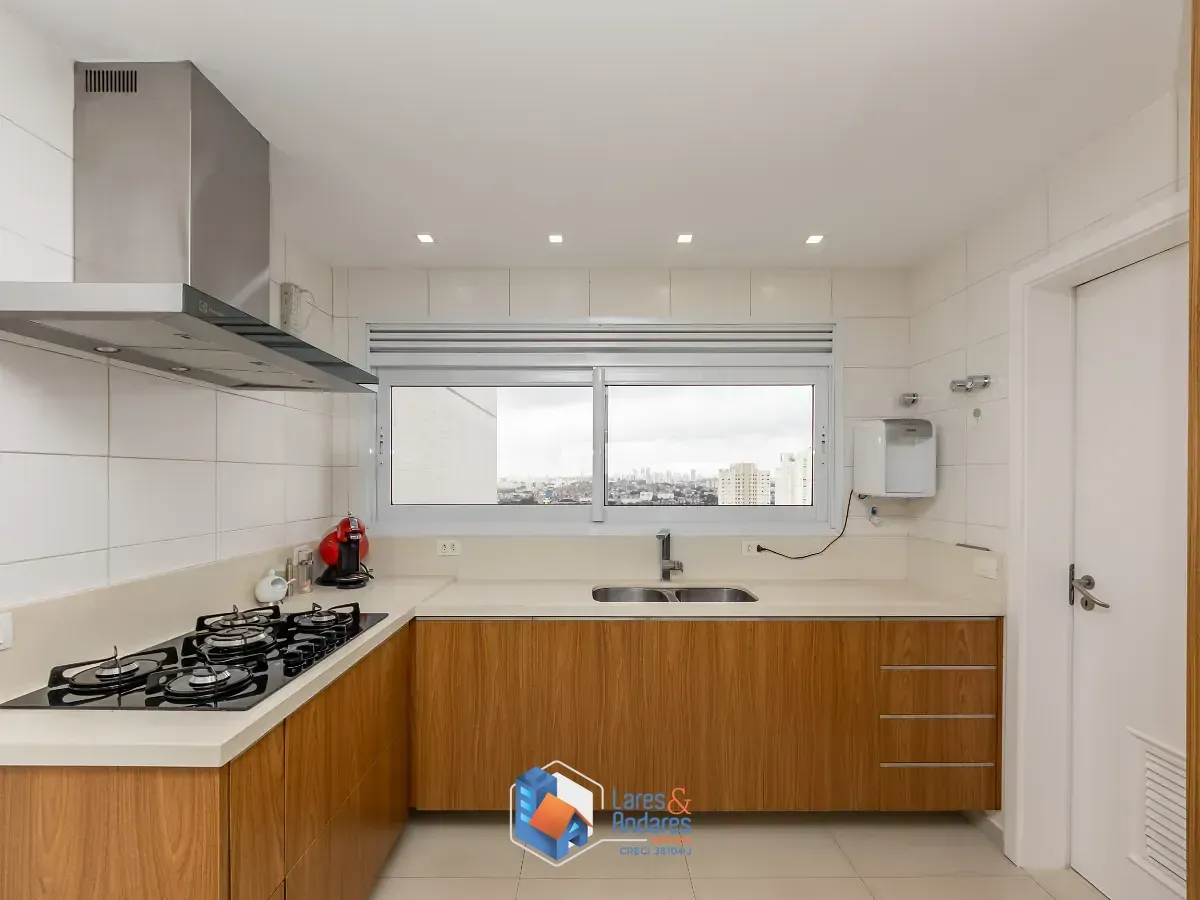 Imagem Apartamento para venda em Vila Hamburguesa com 3 quartos, sendo 3 suítes, 187m²