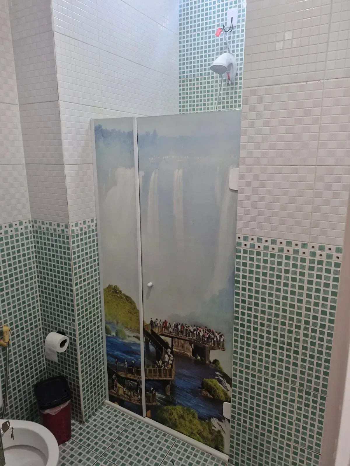 Imagem Casa à venda - Área útil 224 m2 com 3 dormitórios sendo 1 suíte - 2 vagas - Vila Maria Genoveva - Ju