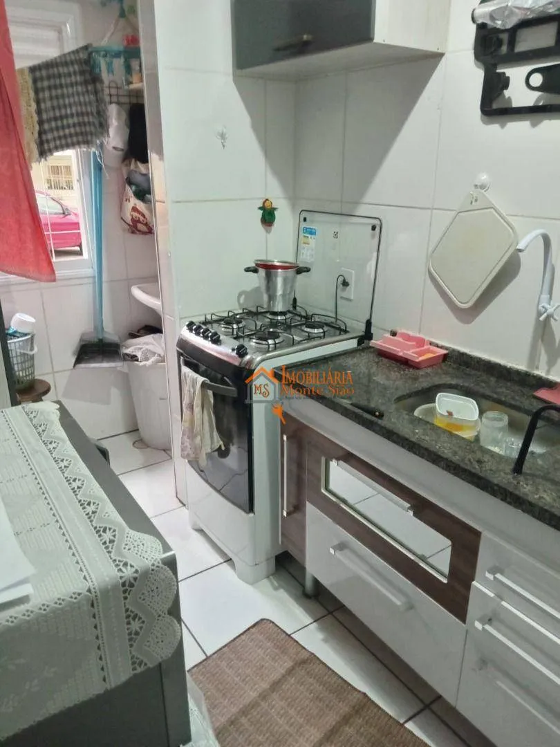 Imagem Apartamento com 2 dormitórios à venda, 45 m² por R$ 125.000,00 - Jardim Guilhermino - Guarulhos/SP