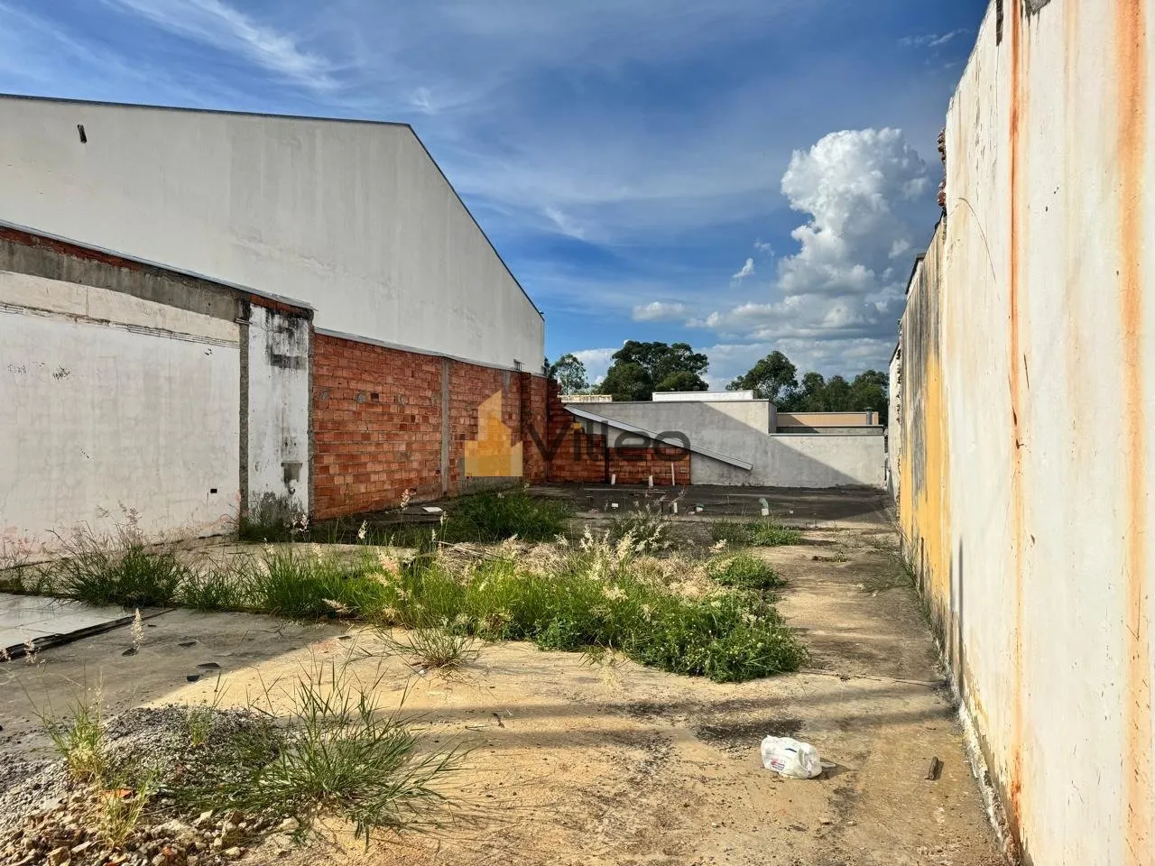 Imagem Apresentamos uma oportunidade imperdível para você que deseja construir a casa dos seus sonhos ou ...
