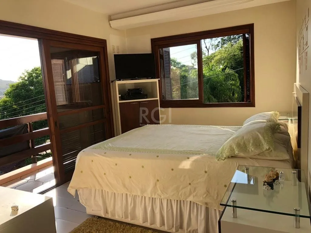 Imagem Casa de Condomínio em Cavalhada