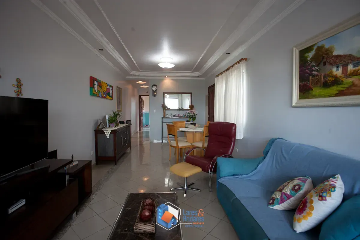 Imagem Sobrado para venda em Pirituba com 4 quartos, sendo 2 suítes, 242m²