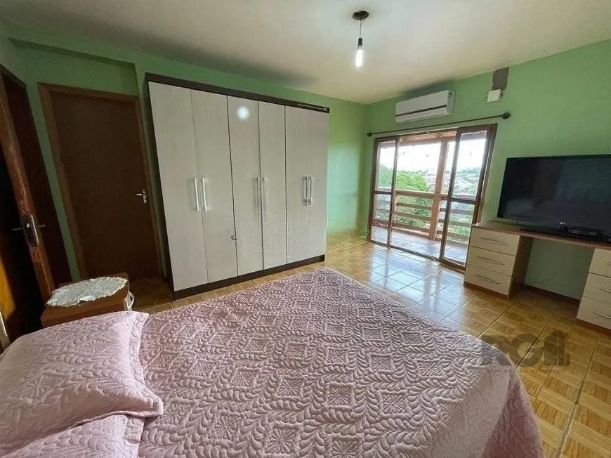 Imagem Casa de 4 dormitórios, bairro Ipanema