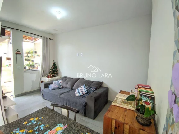 Imagem Casa à venda em Igarapé MG, bairro Canarinho.