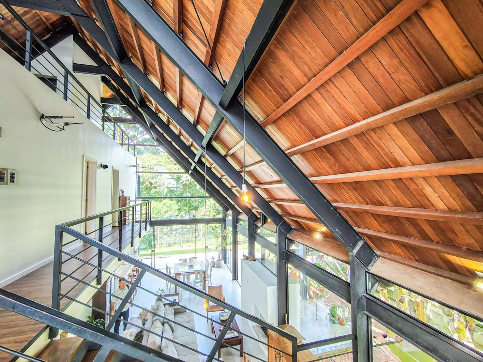 Imagem Casa com 395m² e vista para o Guaiba