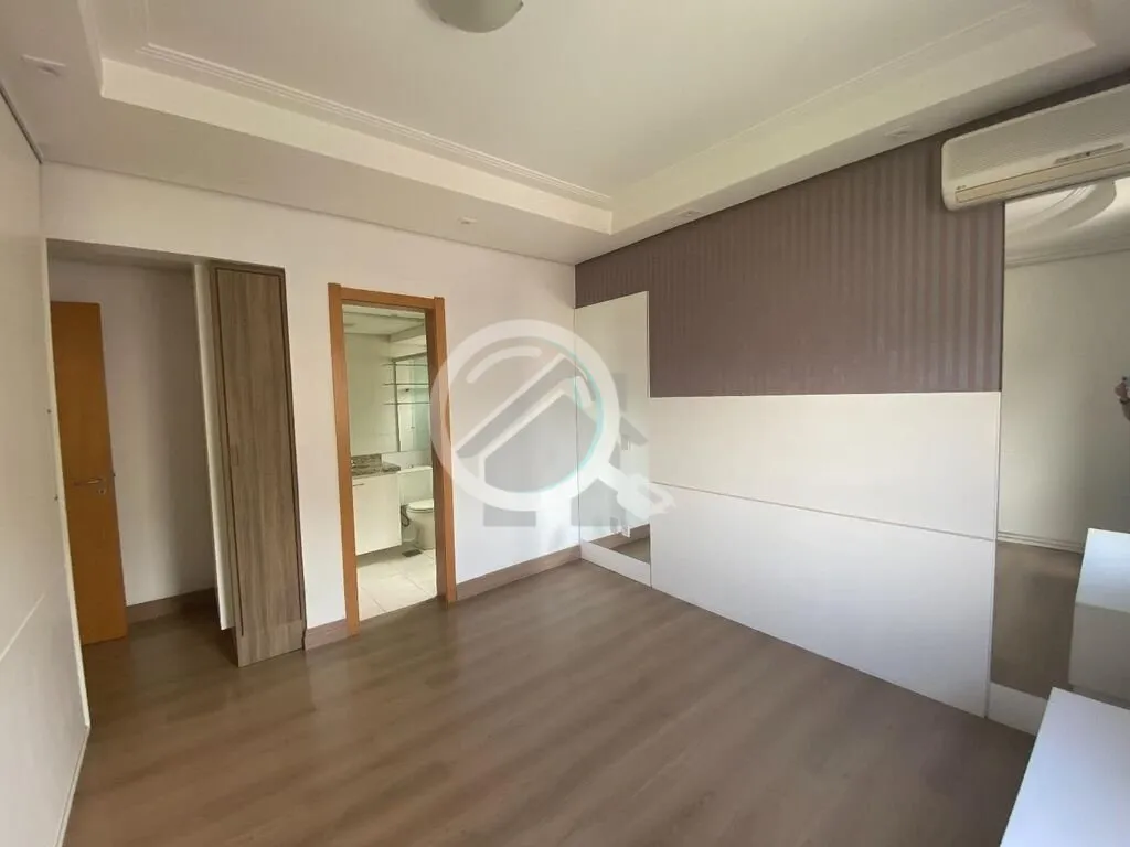 Imagem Apartamento 115 m² de área útil, 3 dormitórios sendo um com suíte, localizado no bairro Mont. S...