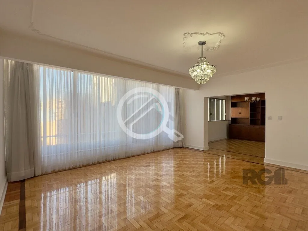 Imagem Apartamento de 170m², totalmente reformado, 3 dormitórios, sendo 1 suíte com sacada, sala de esta...